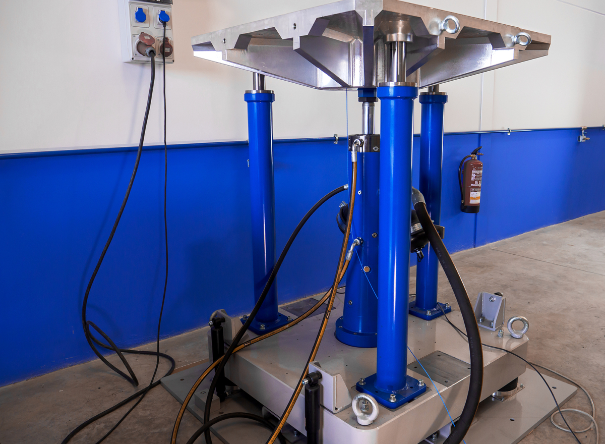 Vertical Vibration Test System